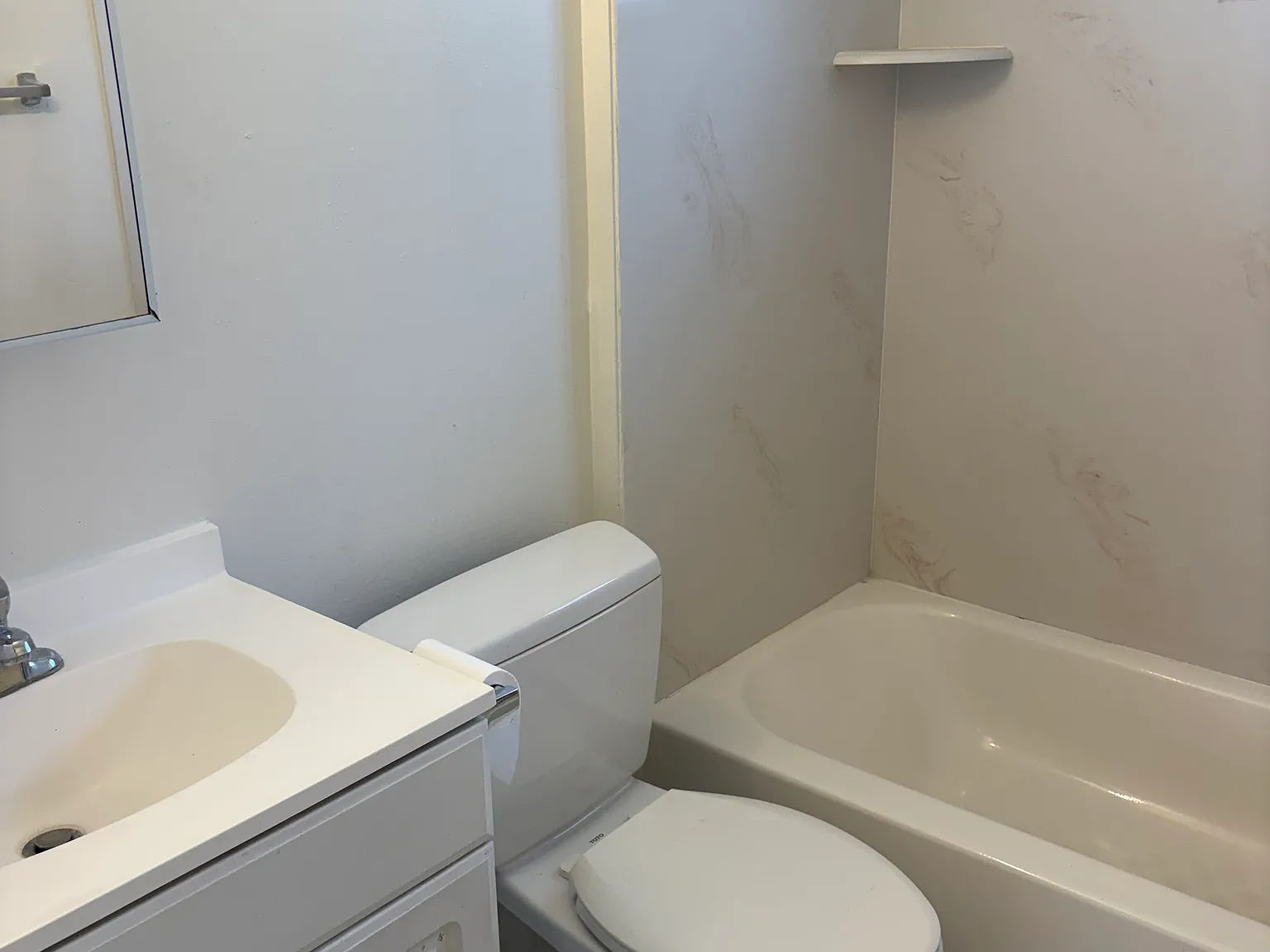 1 bed, 500 sqft, $1,200 — Photo 4