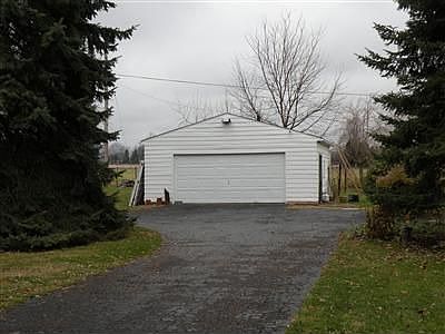 2nd image of 8905 Montgmy Co L Rd N