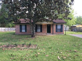 8881 Larry Dr, Semmes, AL 36575