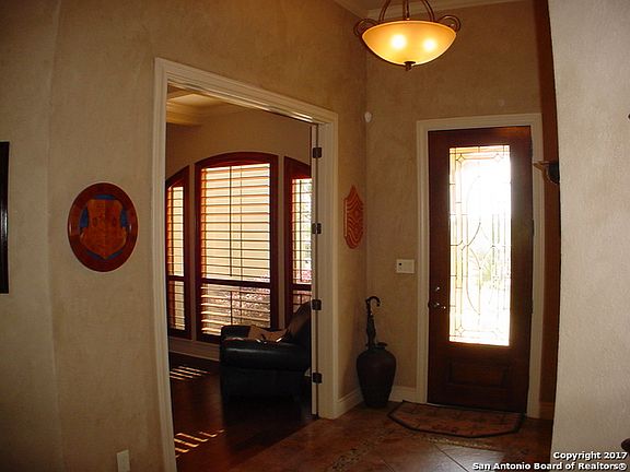 4th image of 331 Joshua Way