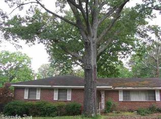 27 Talmage Dr, Little Rock, AR 72204