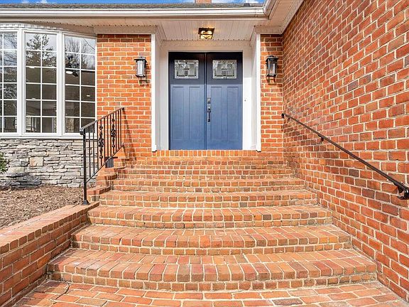 5th image of 7951 Barrens Rd