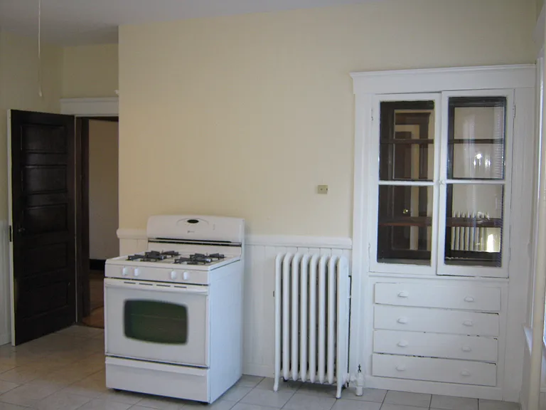 57 John St — Photo 10