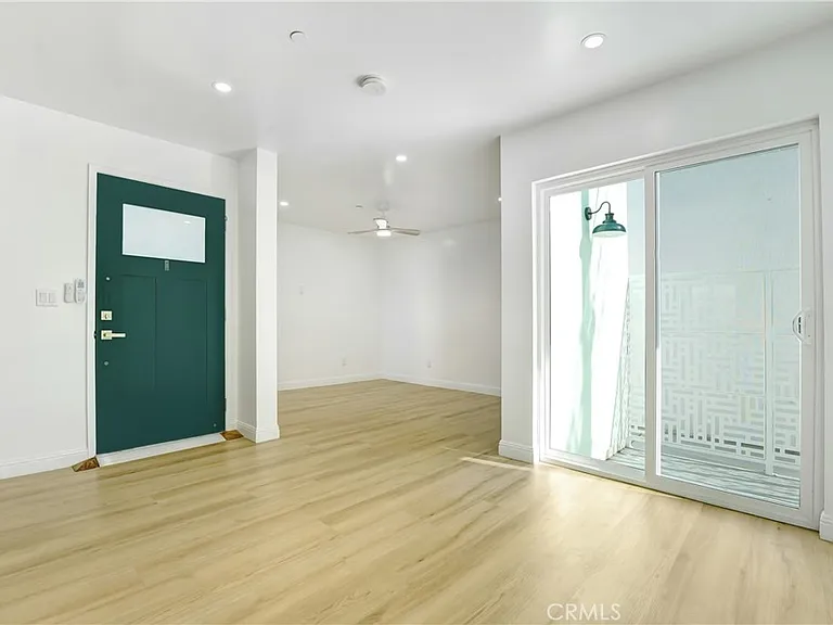 1146 West Blvd — Photo 2