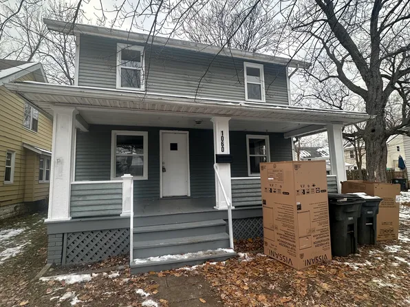 1060 Murray Ave, Akron, OH 44310