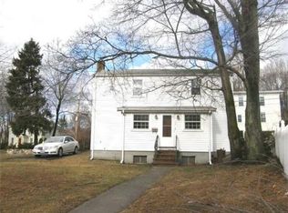 34 Woburn St, Lexington, MA 02420