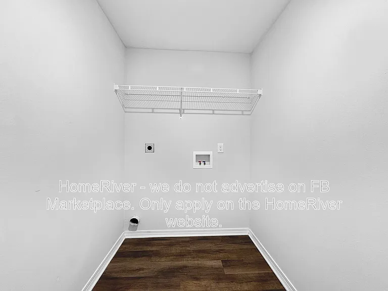 1170 Hayward Loop — Photo 11
