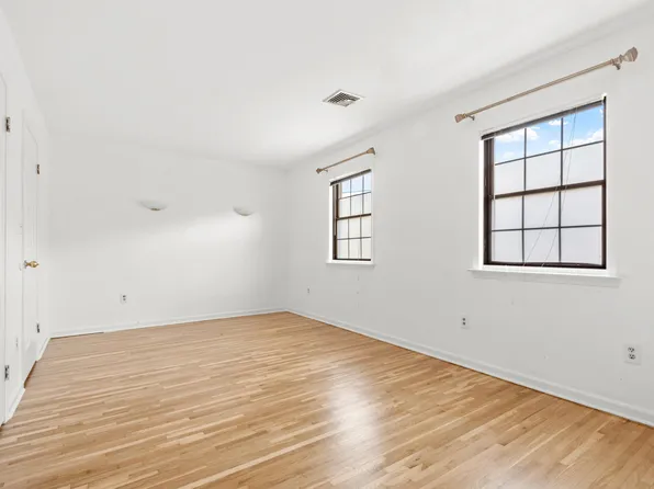 3651 Meadow Lane image 19 of 31