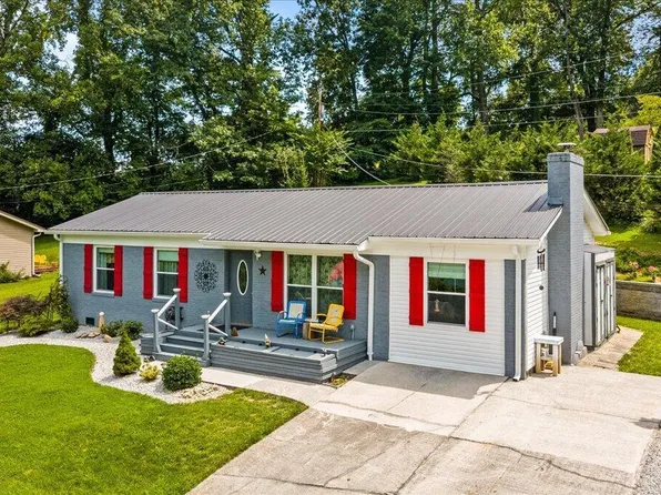 112 Country Hill Ln, La Follette, TN 37766