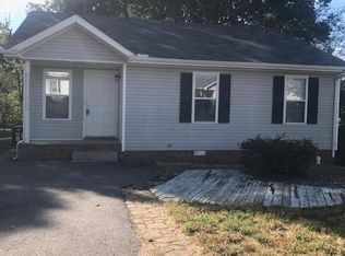 948 Princeton Dr, Clarksville, TN 37042