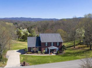 746 Meadowview Ct, Elizabethton, TN 37643