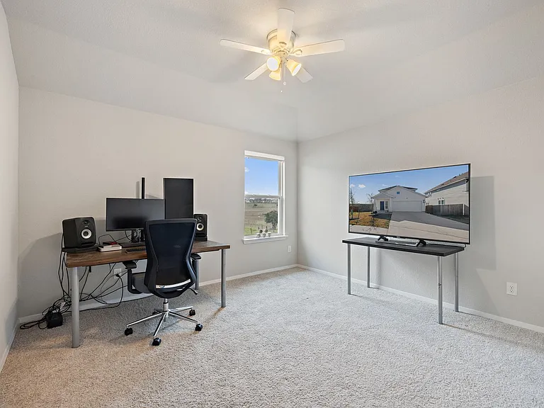 408 Black Opal Dr — Photo 45