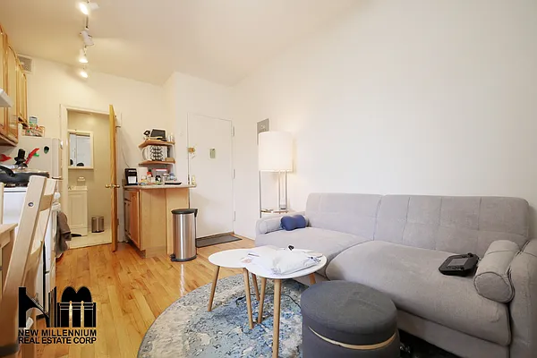 Rented by NMRE | media 3