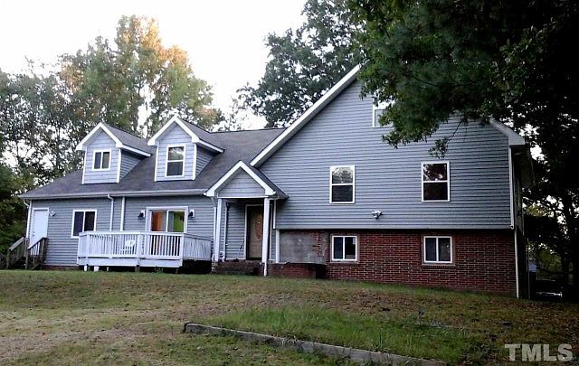 1st image of 2604 Holloway St