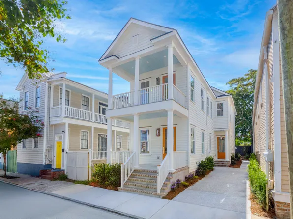 15 Hampden Ct, Charleston, SC 29403