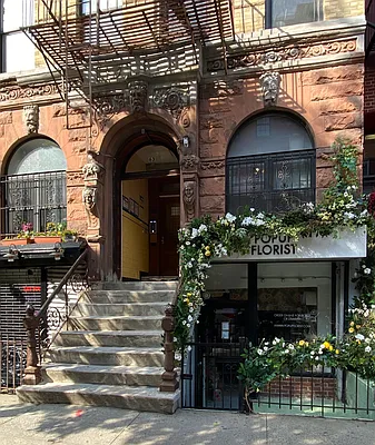 Rented by Oxford Property Group | media 10