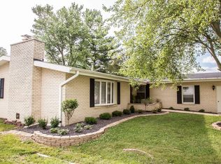 8 N Edwards St, Altamont, IL 62411