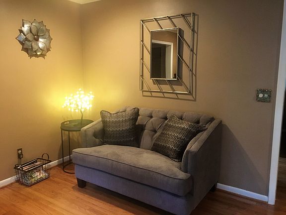 5th image of 17812 Bell Creek Ln