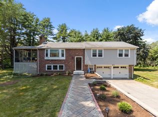 1 Cedar Ln, Medfield, MA 02052