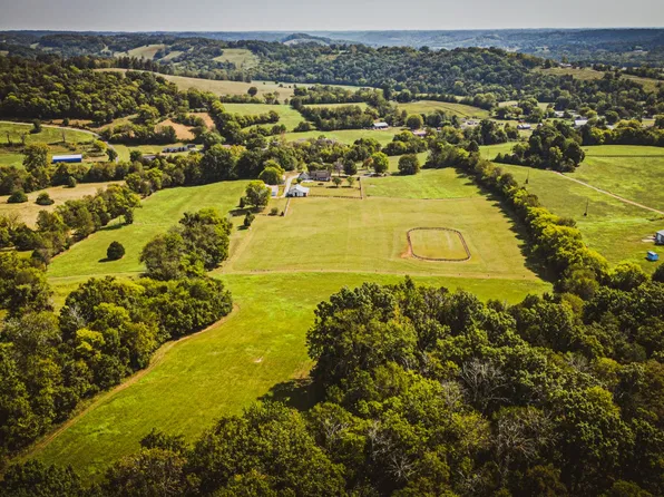 367 Fry Branch Rd, Lynnville, TN 38472