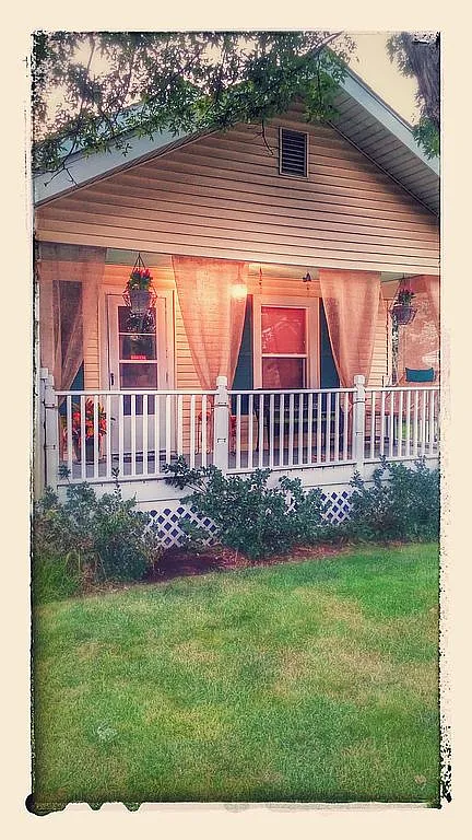 2803 N University St photo 1