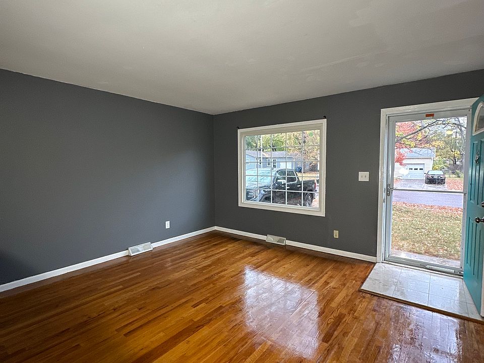 9205 W 99th Ter, Overland Park, KS 66212 | Zillow