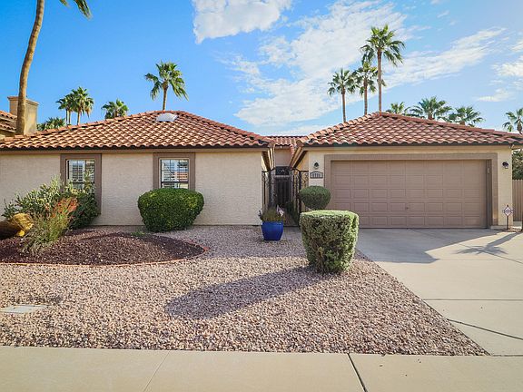 3rd image of 5731 E Le Marche Ave