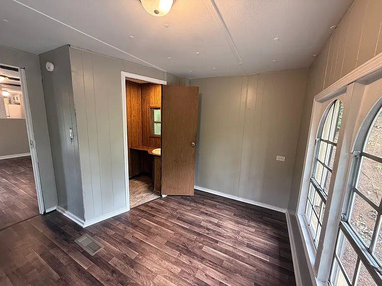 637 Country Girl Rd — Photo 8