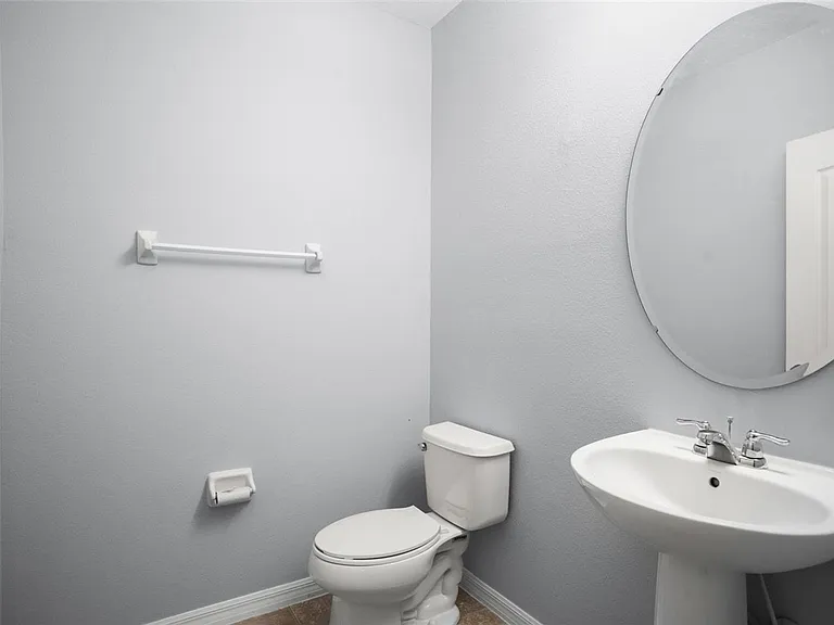 2161 Cypress Villas Dr — Photo 13