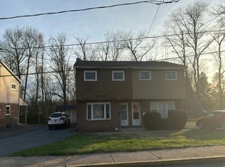 652 Water St, Shoemakersville, PA