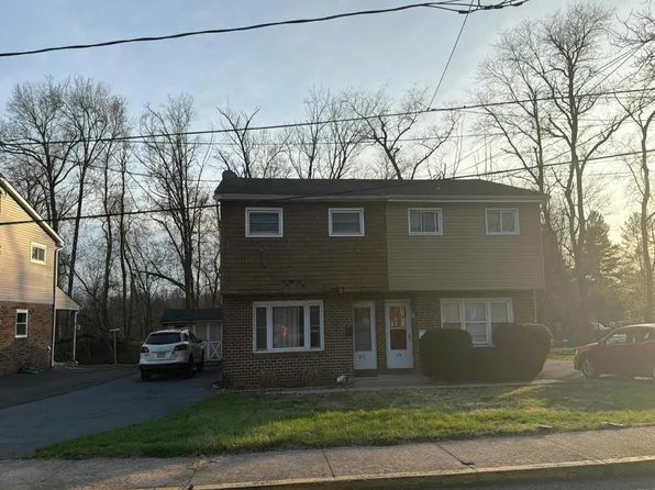 652 Water St, Shoemakersville, PA 19555