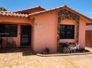 2588 W 64th St, Hialeah, FL 33016