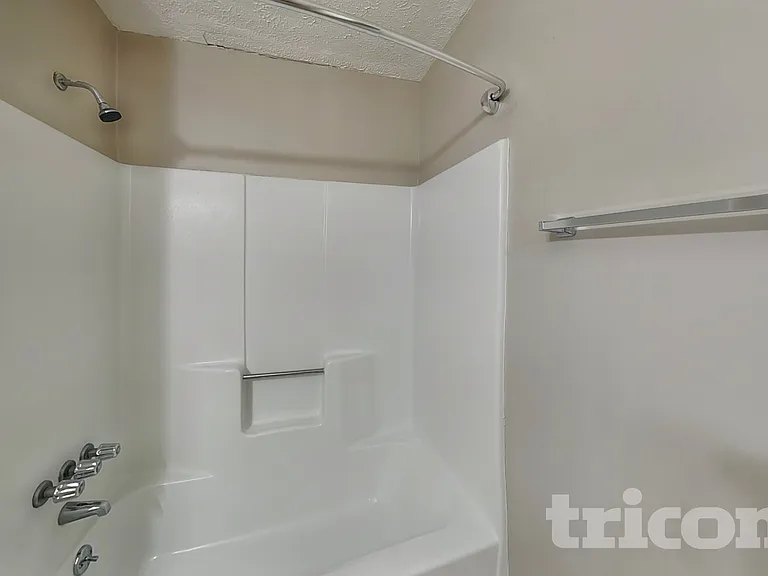 1147 Reading Dr NW — Photo 12