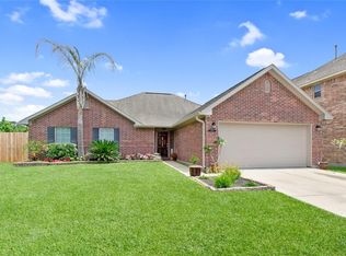 382 Hyland Ln, League City, TX 77573