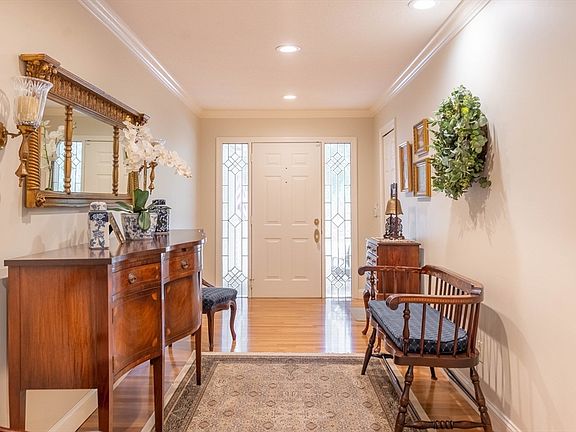 3rd image of 40 Bentwood Dr Unit 40