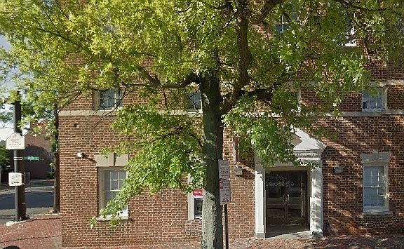 4th image of 700 Princess St Ste 201