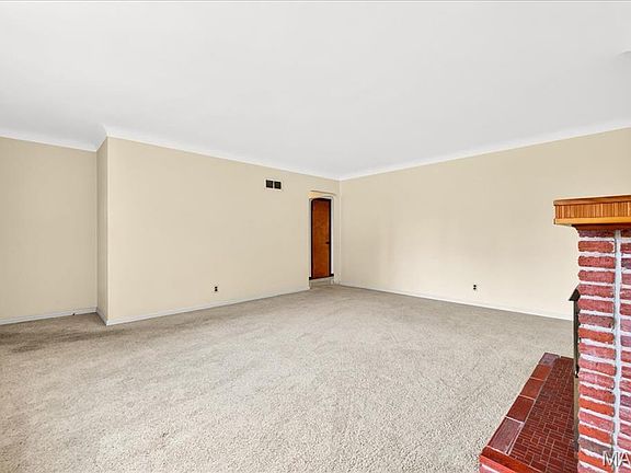 5th image of 7438 Cheshire Ln