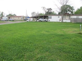 1008 W Main St, Baytown, TX 77520