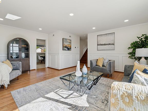 5th image of 30229 Treeview St