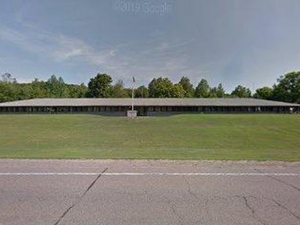 4650 N Branch St #107