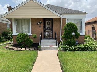 8940 S Constance Ave, Chicago, IL 60617