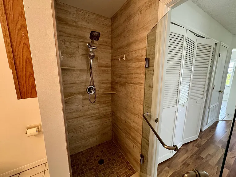 1455 Disston Ave — Photo 25