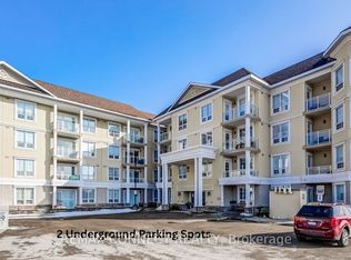 21 Brookhouse Dr #420, Clarington, ON L1B0V4