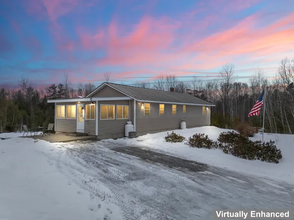 25 Old Bingham Road, Solon, ME 04979