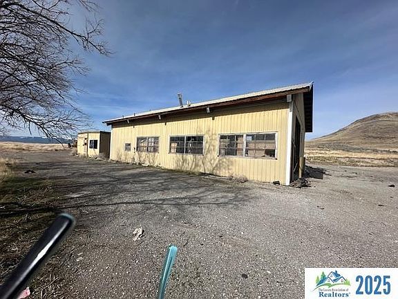 4th image of 725-825 E High Way #395
