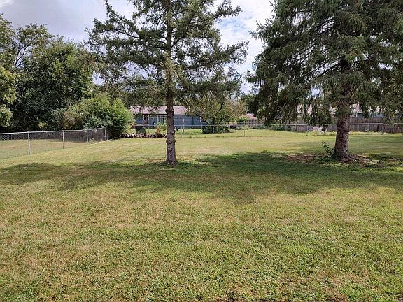 5th image of 8951 Galaxy Dr