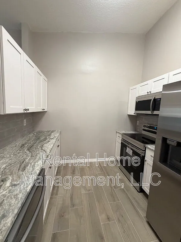 2 bed, 2.0 bath, 1124 sqft, $2,095 — Photo 4