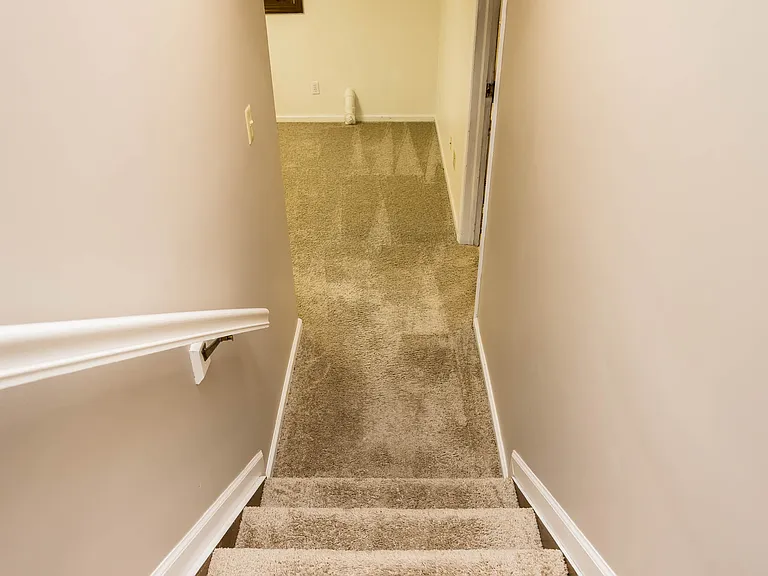 6674 Willow Grove Ln — Photo 29