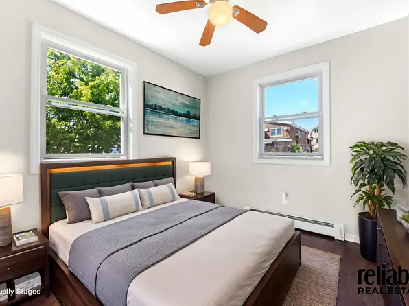 3173 Shore Parkway image 5 of 22