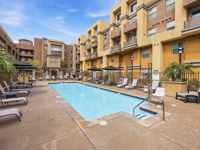 201 E Angeleno Ave #205 — Photo 49